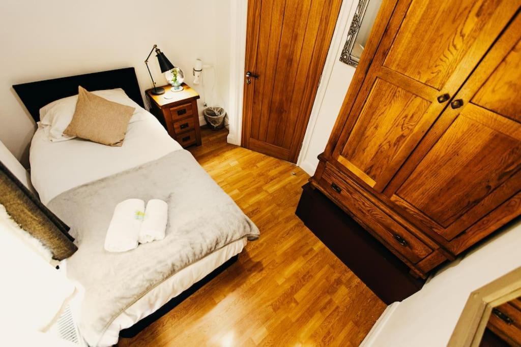Friars Bush House Belfast - Stunning 4 Bedroom Detached House In Exclusive Queens Quarter Luxury Belfast City Centre Экстерьер фото