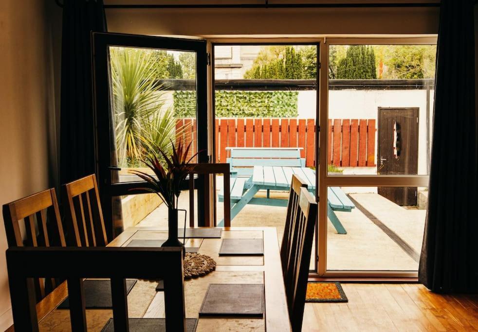 Friars Bush House Belfast - Stunning 4 Bedroom Detached House In Exclusive Queens Quarter Luxury Belfast City Centre Экстерьер фото