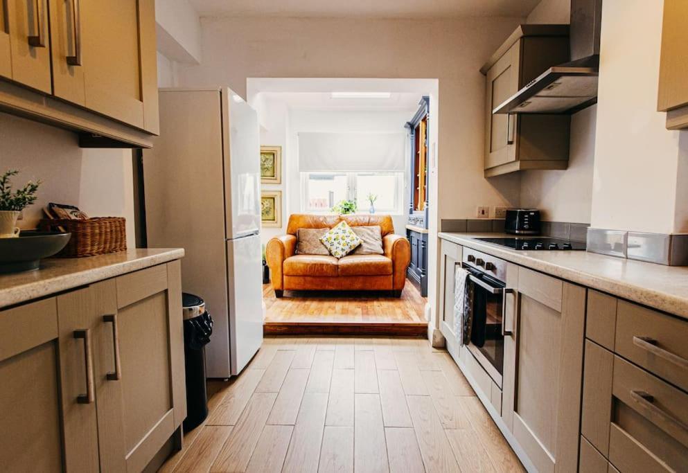 Friars Bush House Belfast - Stunning 4 Bedroom Detached House In Exclusive Queens Quarter Luxury Belfast City Centre Экстерьер фото